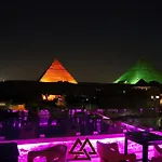 Pyramids Magic View Inn