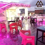 Pyramids Magic View Inn