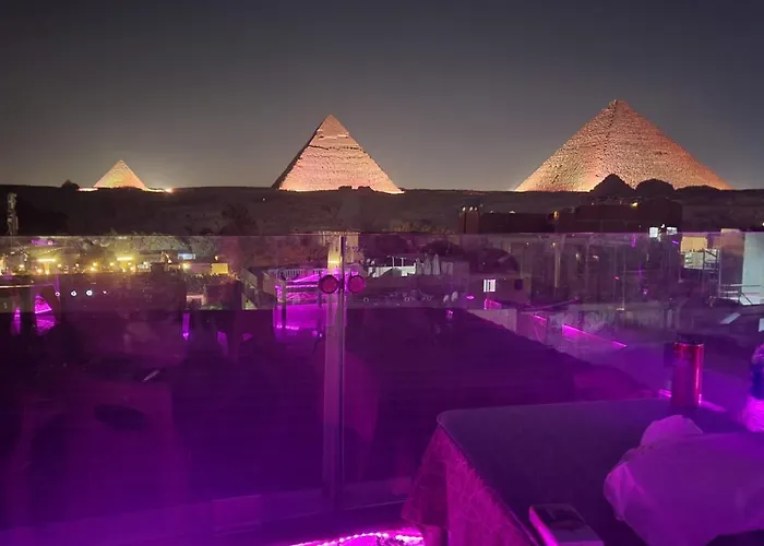 Pyramids Magic View Inn